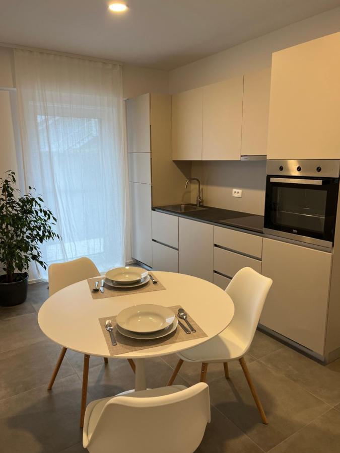 Apartments Lily Ljubljana Ngoại thất bức ảnh