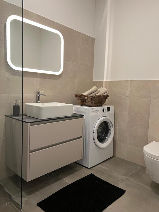 Apartments Lily Ljubljana Ngoại thất bức ảnh
