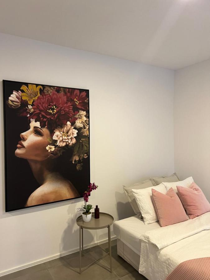 Apartments Lily Ljubljana Ngoại thất bức ảnh