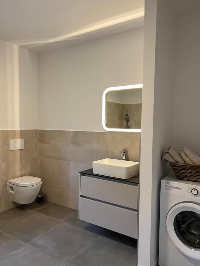 Apartments Lily Ljubljana Ngoại thất bức ảnh